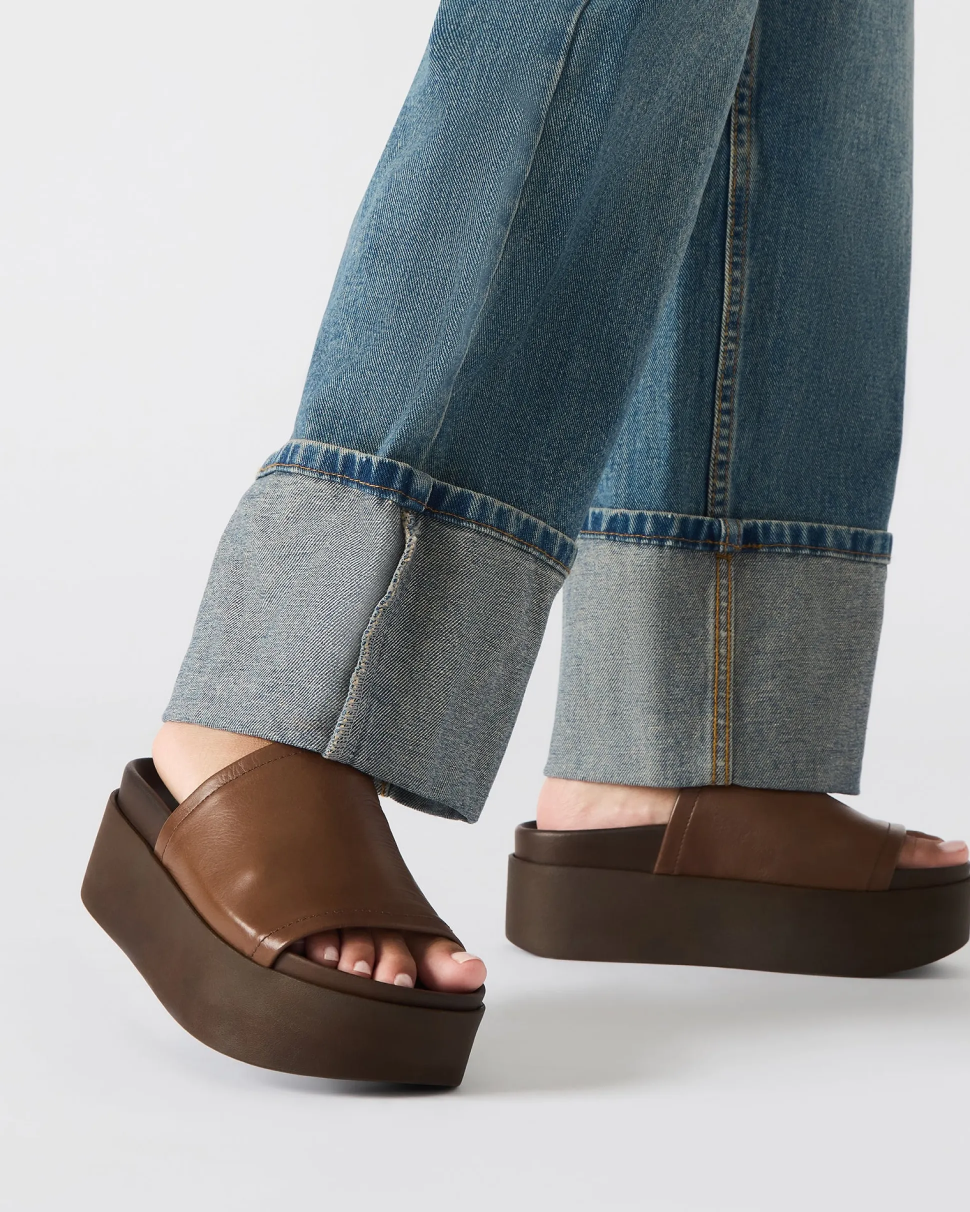 Arwen Brown Leather