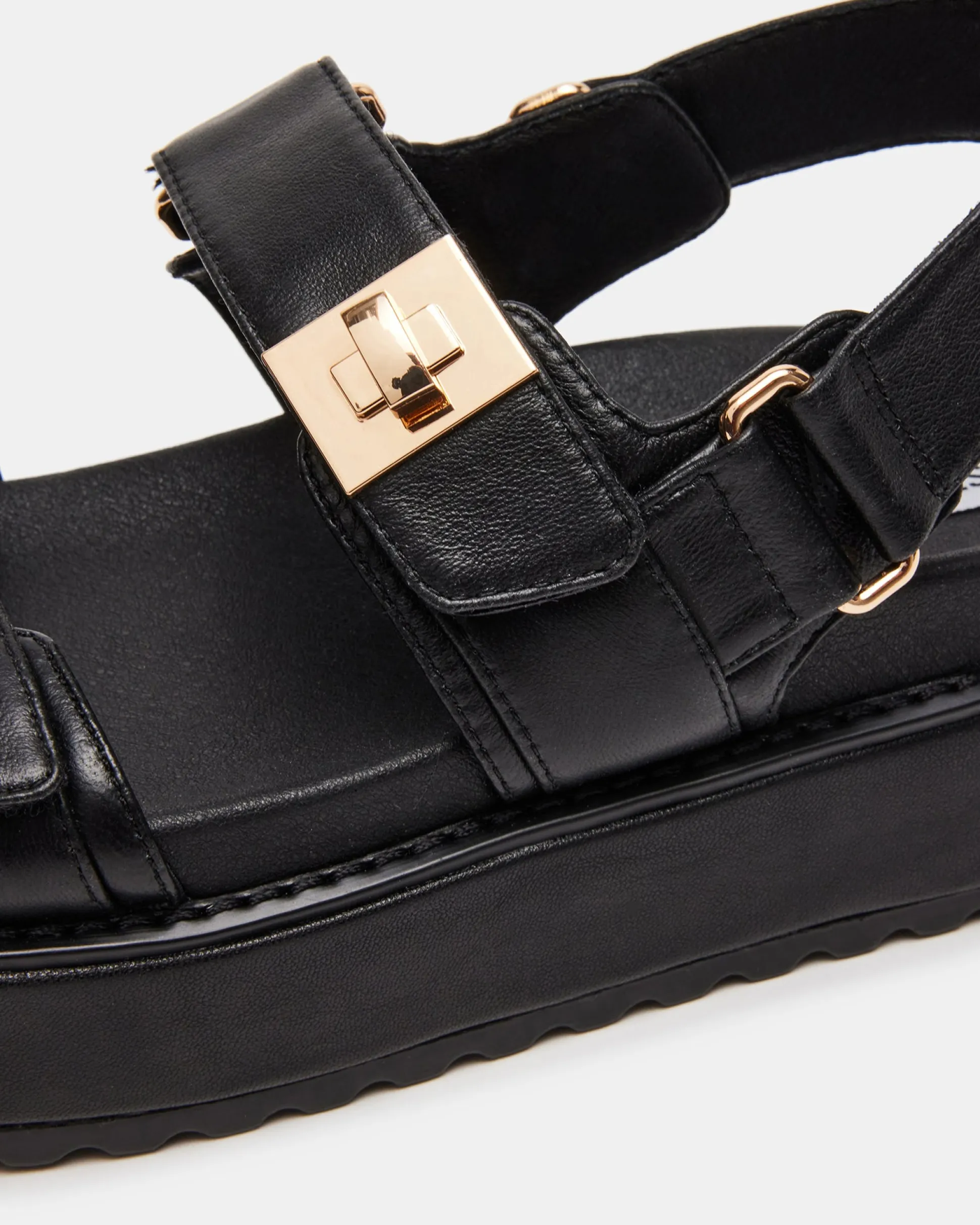 Bigmona Black Leather