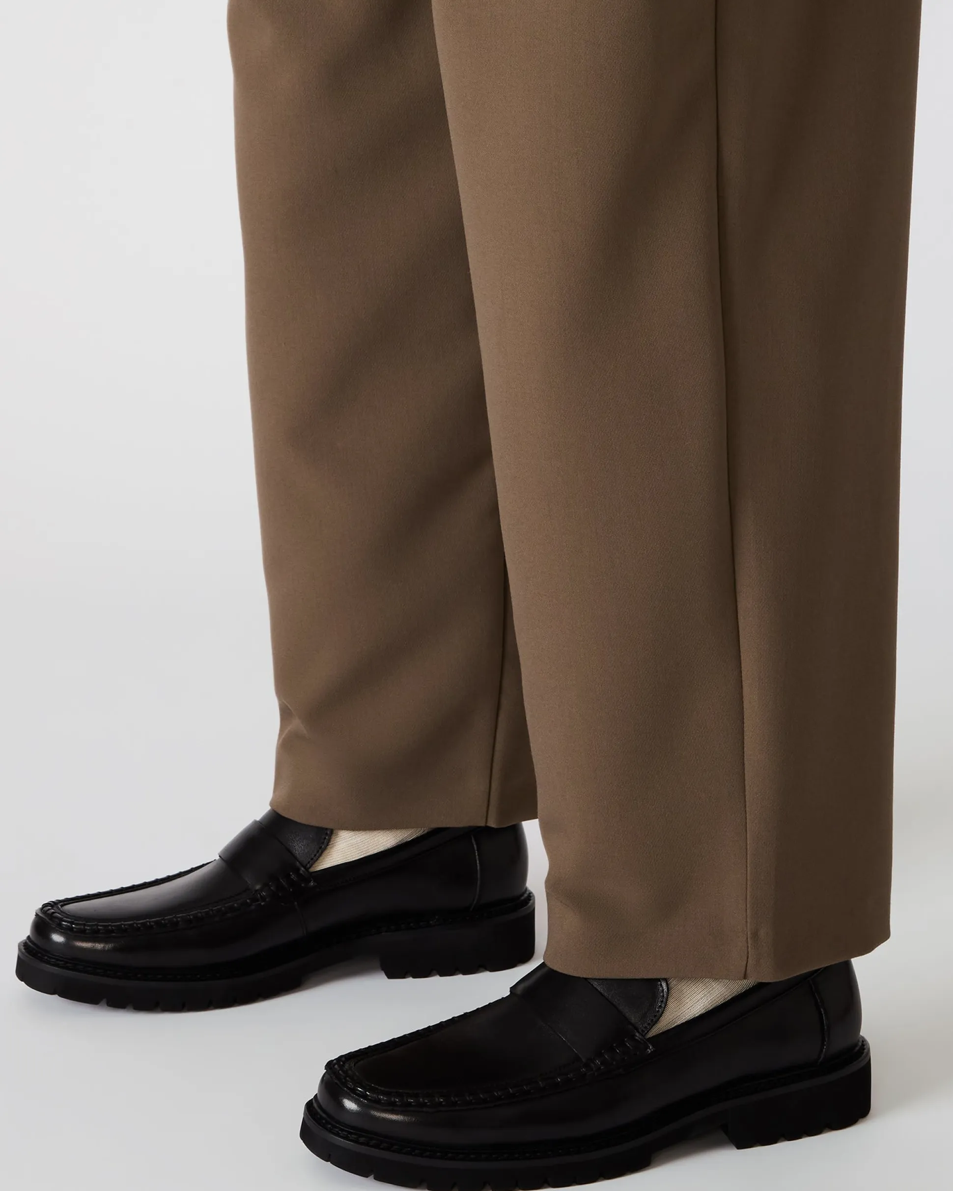 Brodie Taupe