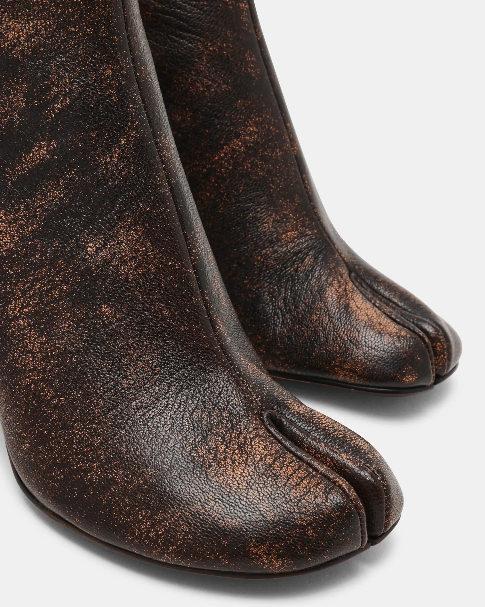 Caro Brown Distressed