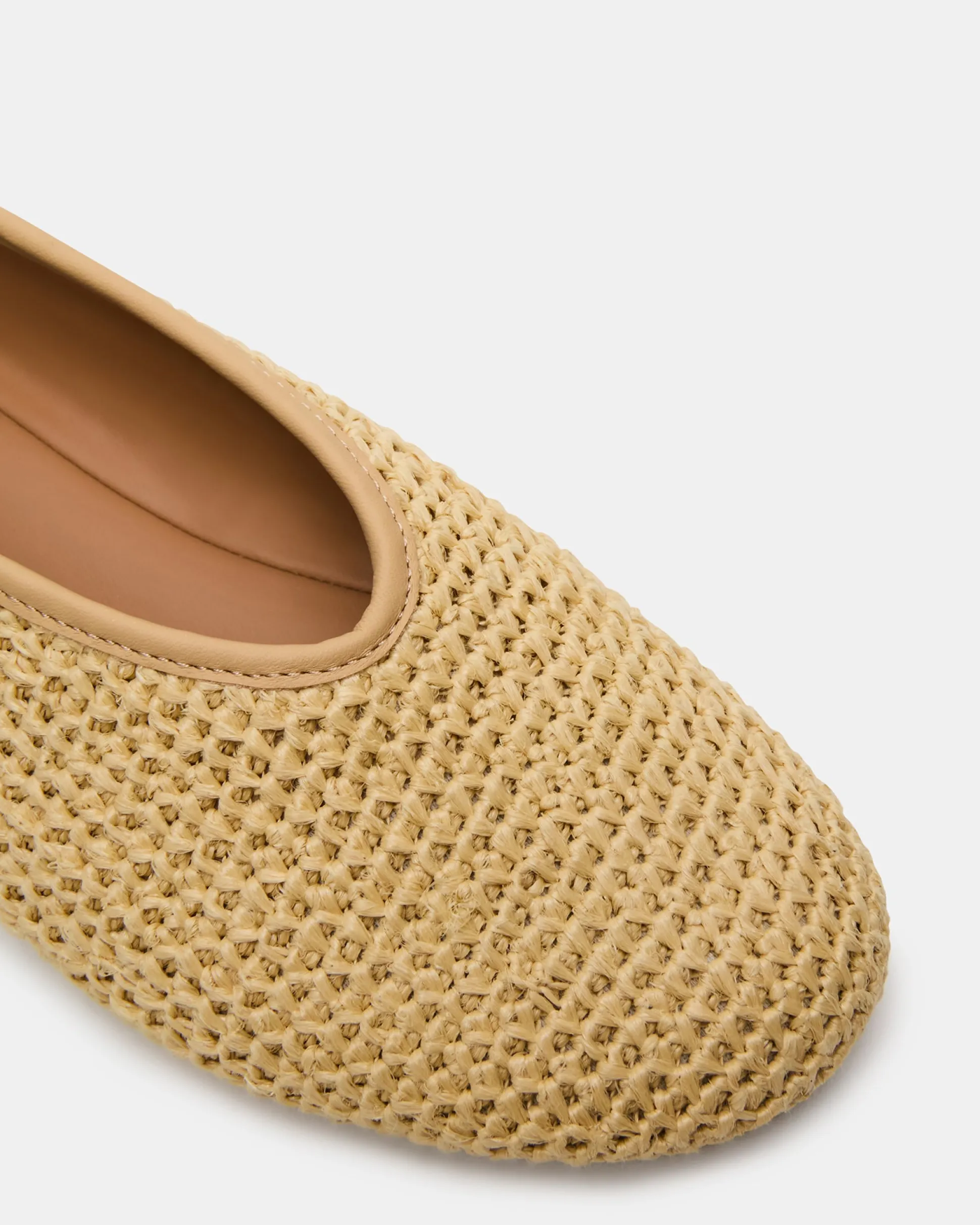 Cyntra Raffia