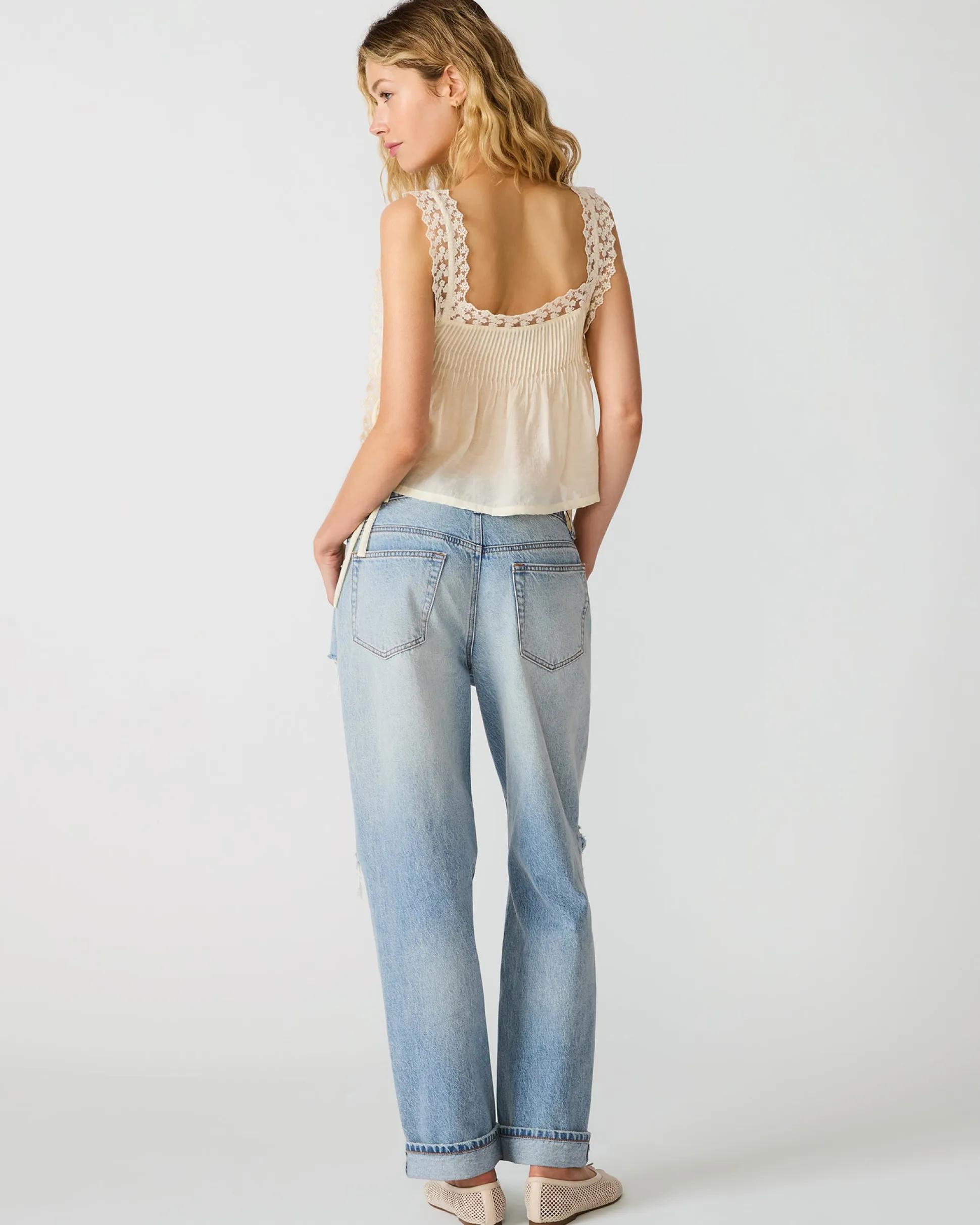 Easten Top Cream
