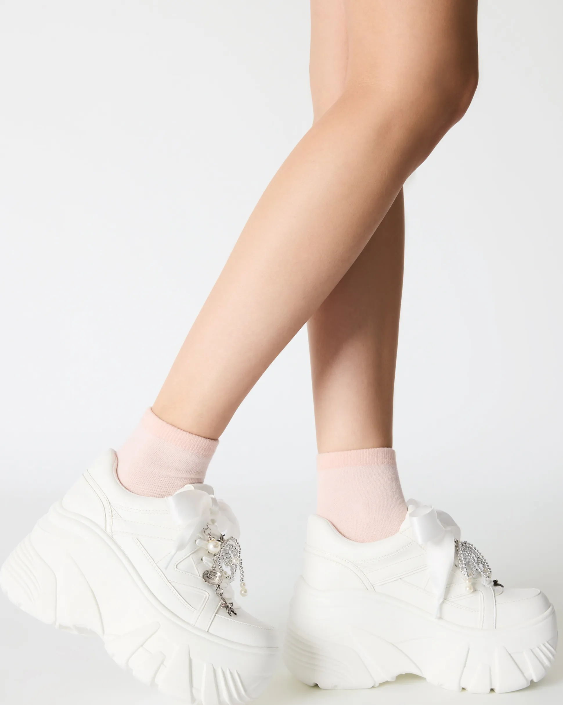 Fifi White