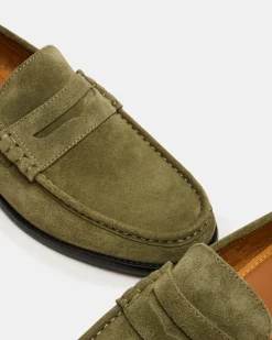 Huckle Green Suede
