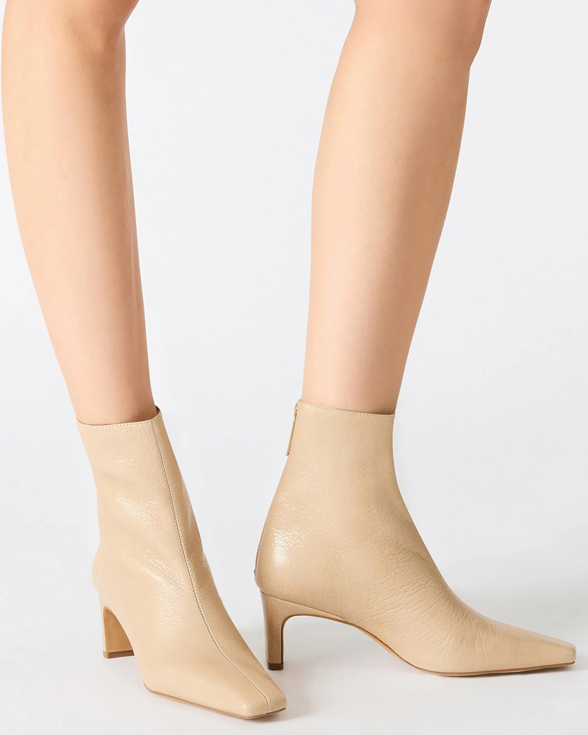 Jamiyah Natural Leather