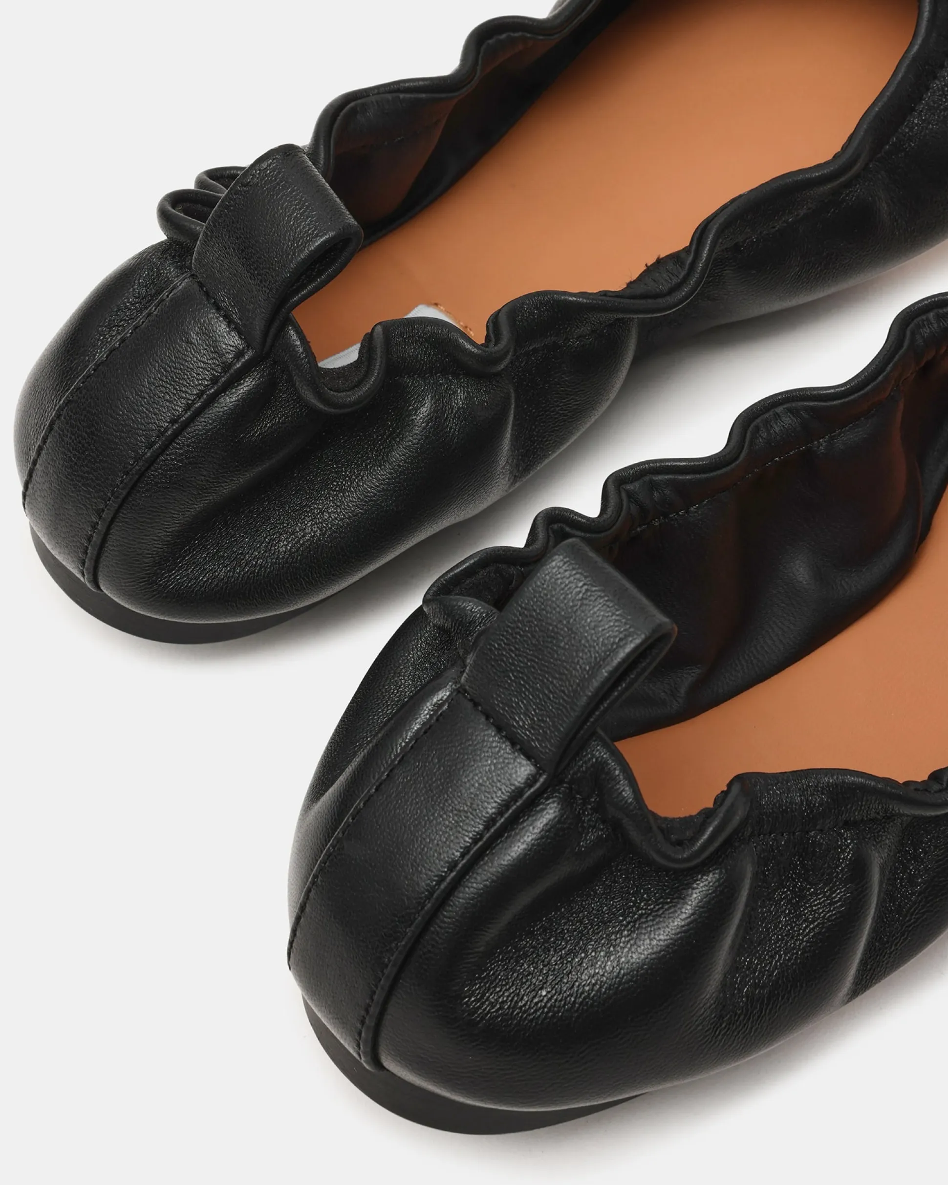 Lanti Black Leather