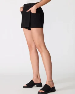 Lucee Black