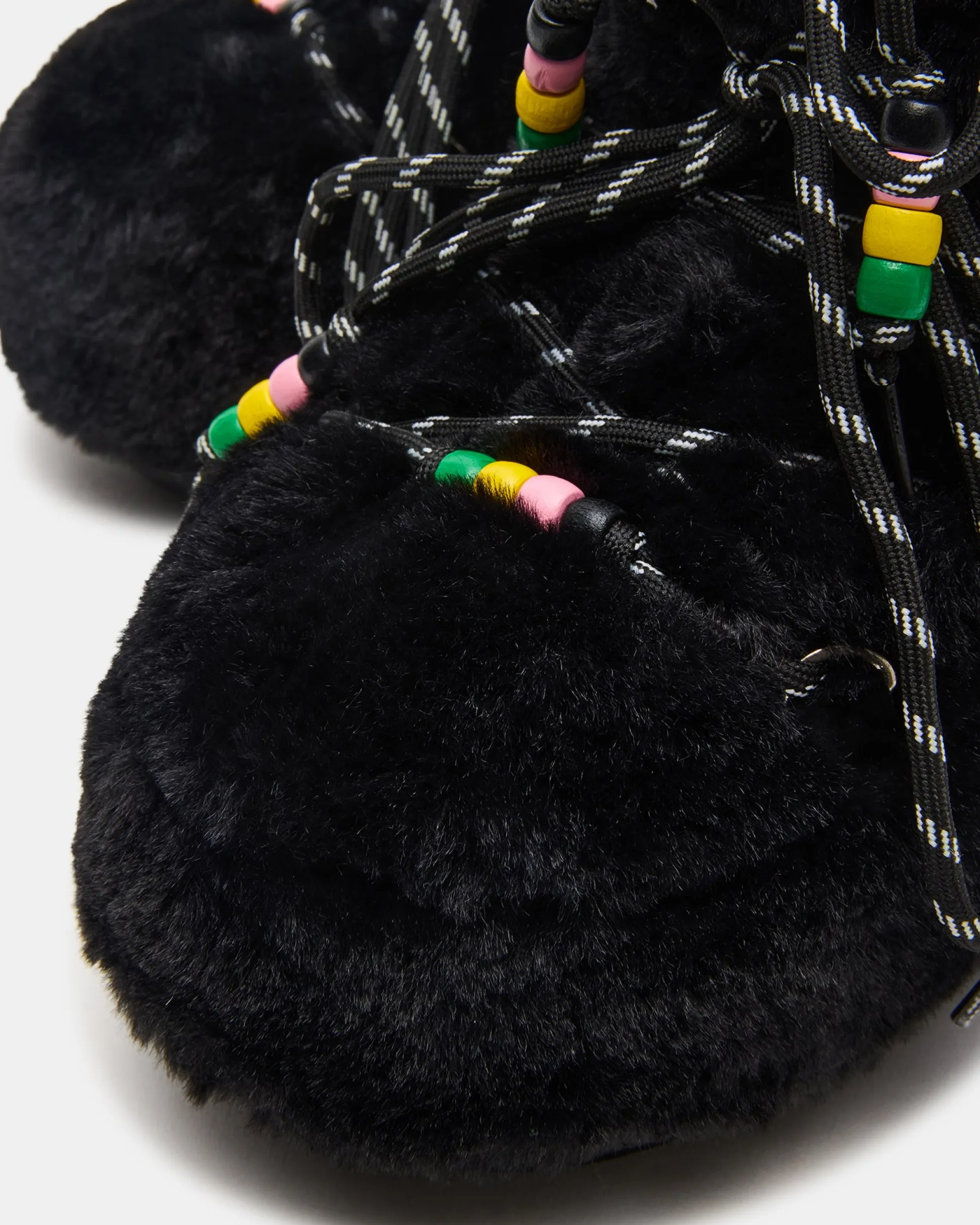 Miro Black