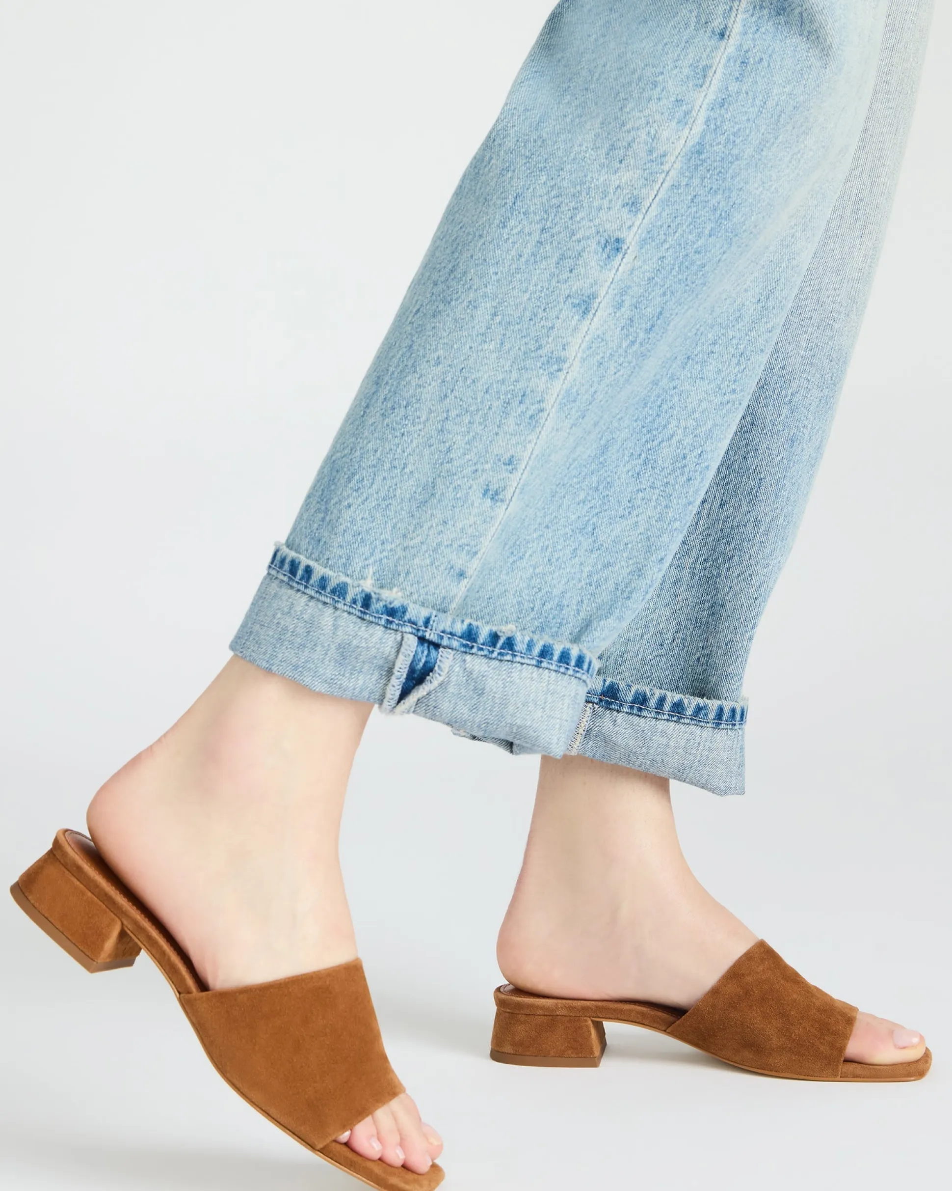 Montgomery Chestnut Suede