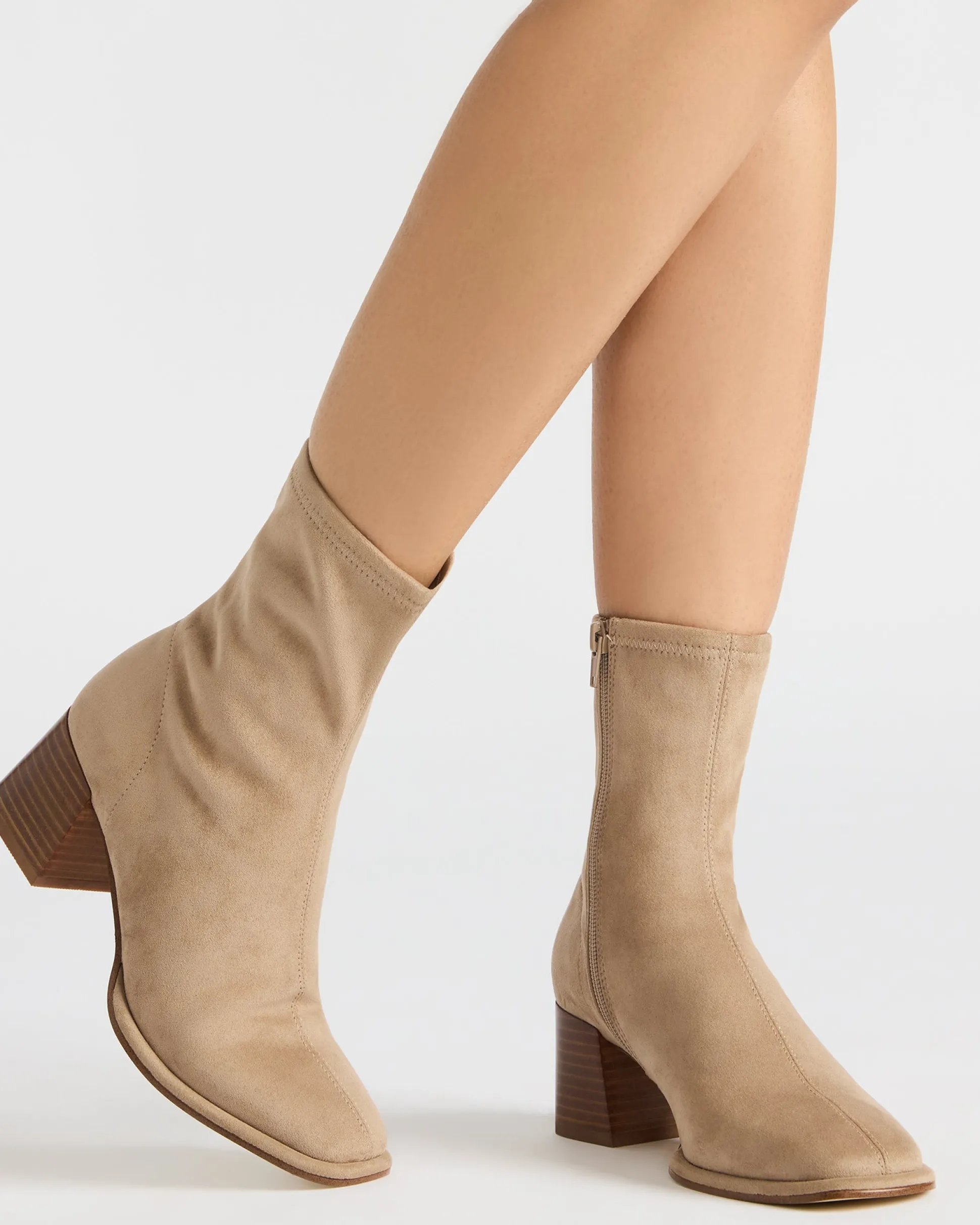Pammy Taupe