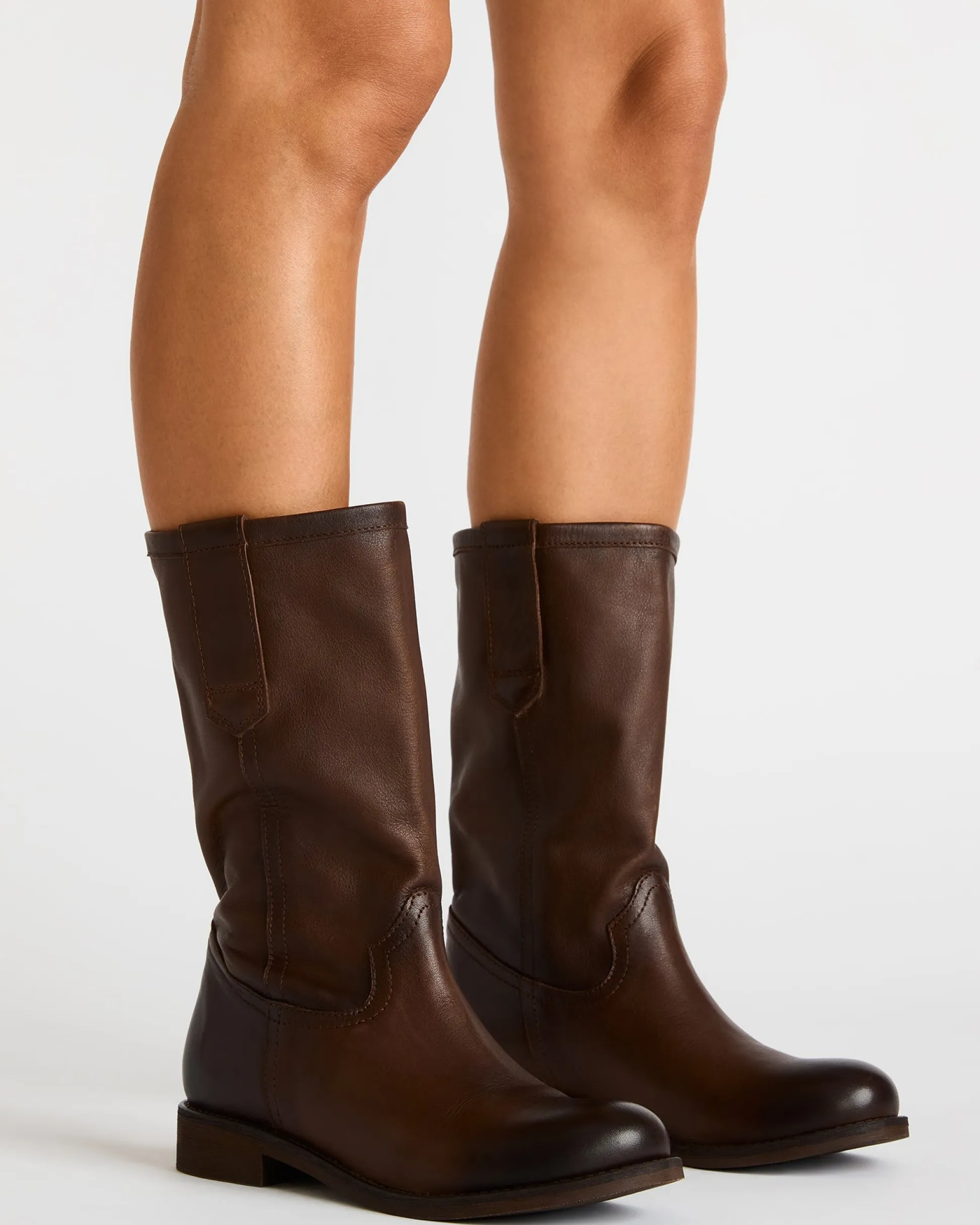 Ruben Brown Leather