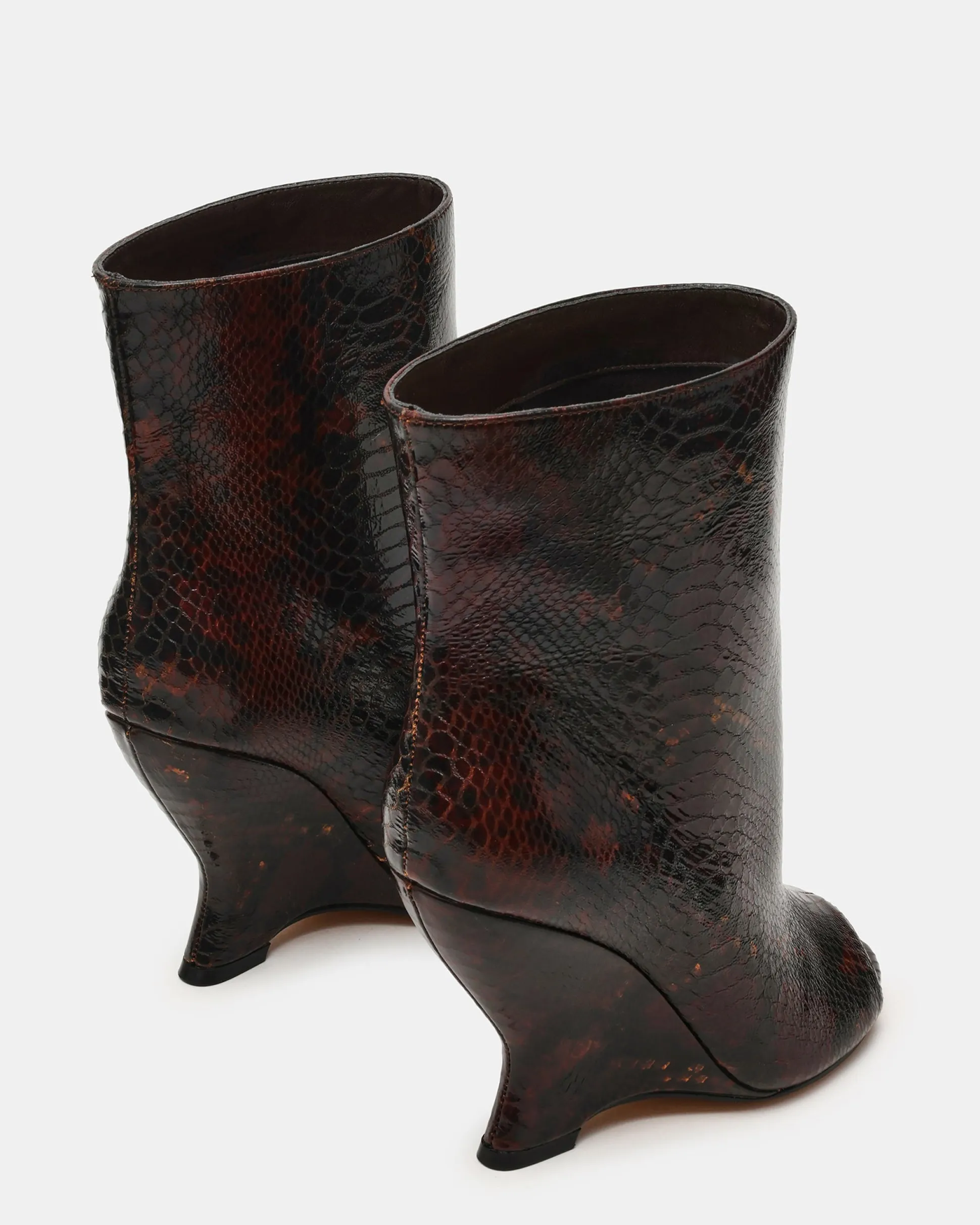 Rylix Brown Snake