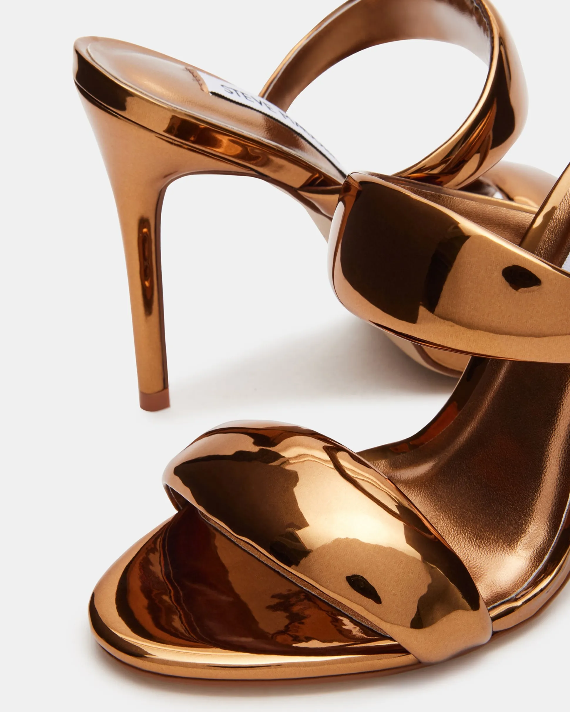 Saturn Bronze