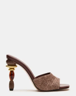 Sia Brown