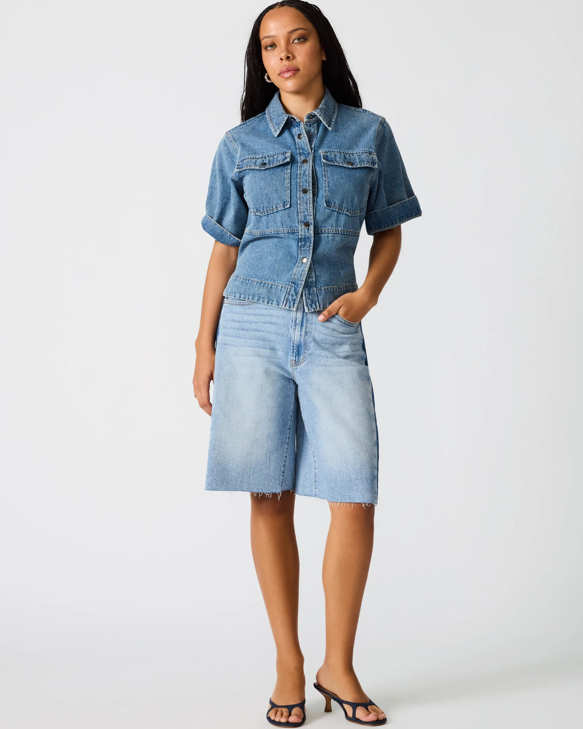 Sutten Short Storm Blue