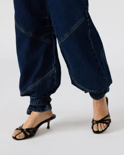 Tre Dark Wash Jean