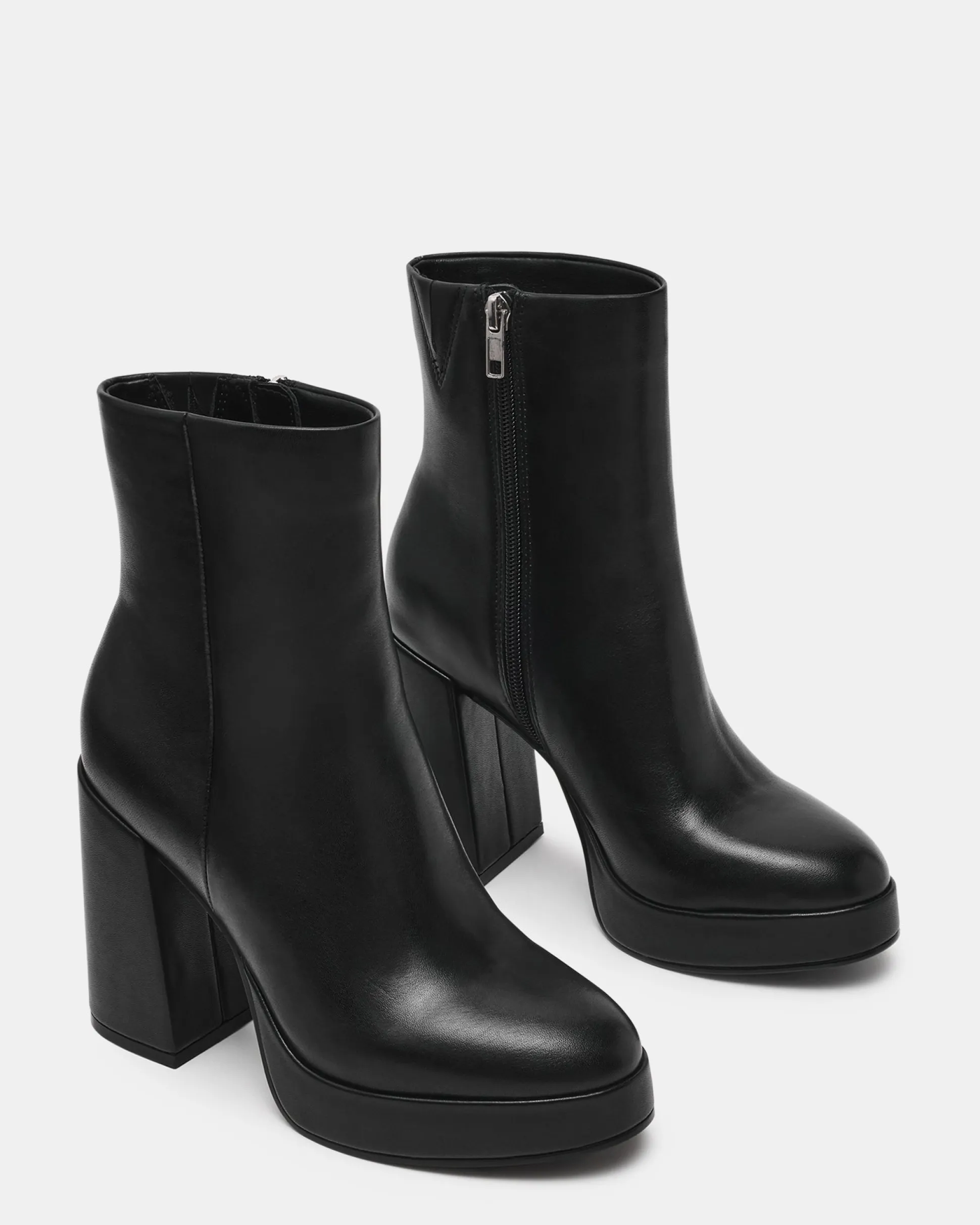 Tyra Black Leather