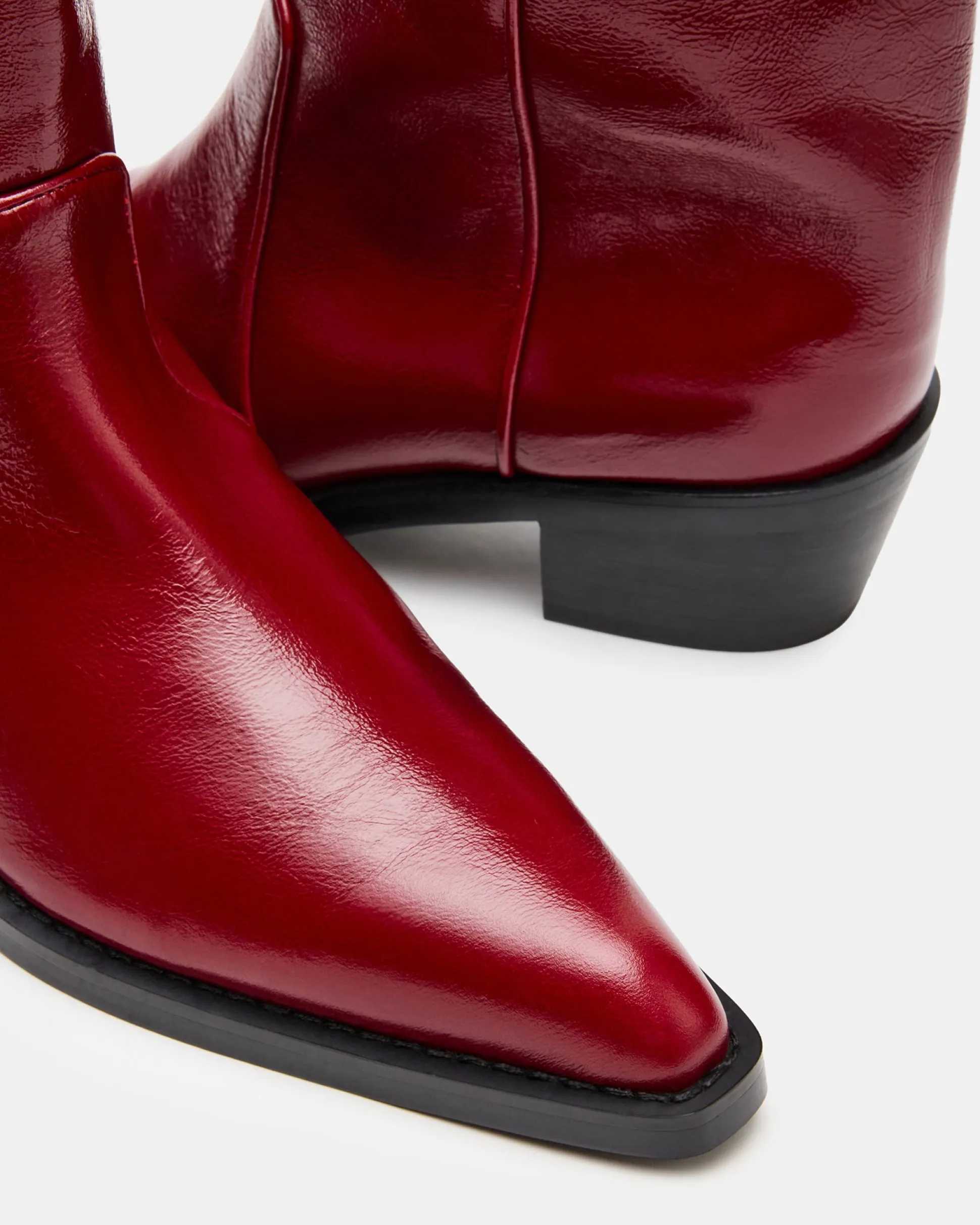 Vinny Red Leather